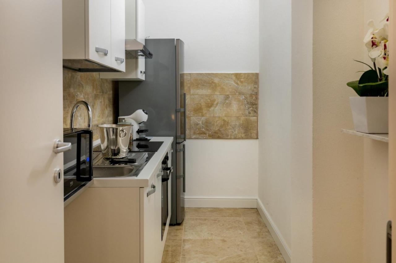 San Babila - Luxury Milanese Apartment Zewnętrze zdjęcie