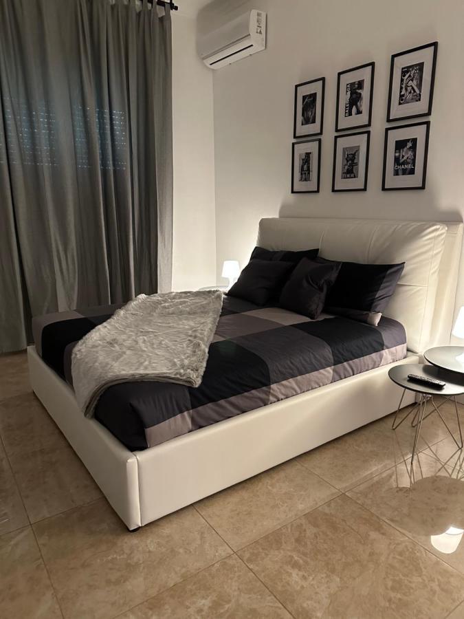San Babila - Luxury Milanese Apartment Zewnętrze zdjęcie