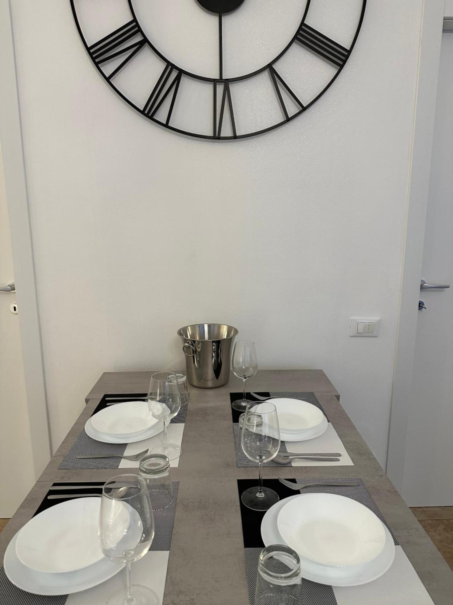 San Babila - Luxury Milanese Apartment Zewnętrze zdjęcie
